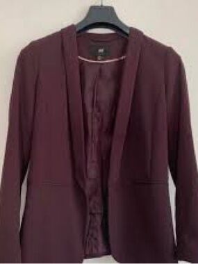 H&M Women's Burgundy Blazer